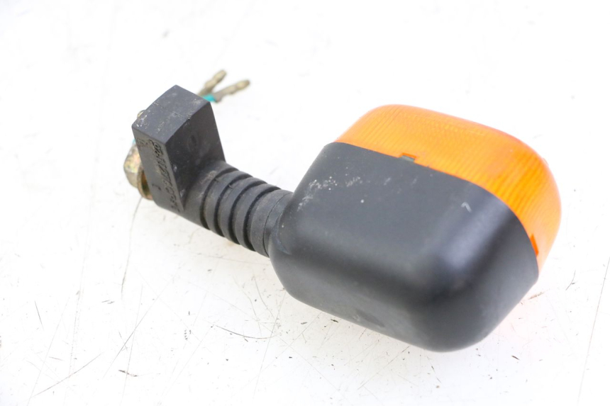 photo de FRONT LEFT TURN SIGNAL KYMCO STRYKER OFF ROAD 125 (1999 - 2005) - Alternative perspective