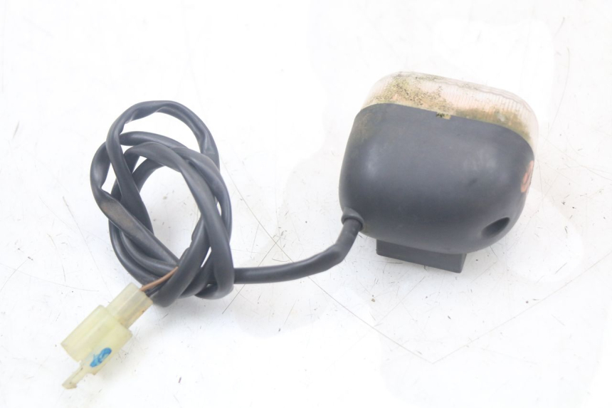 photo de LEFT FRONT TURN SIGNAL MBK STUNT NAKED 50 (2004 - 2018) - Alternative perspective