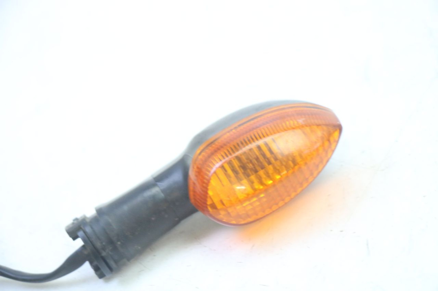 photo de FRONT LEFT TURN SIGNAL YAMAHA TDM ABS 900 (2002 - 2014) - Zoom on usage condition