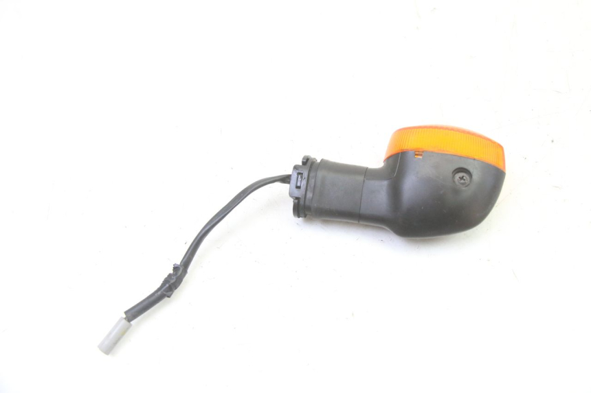 photo de FRONT LEFT TURN SIGNAL YAMAHA TDM ABS 900 (2002 - 2014) - Alternative perspective