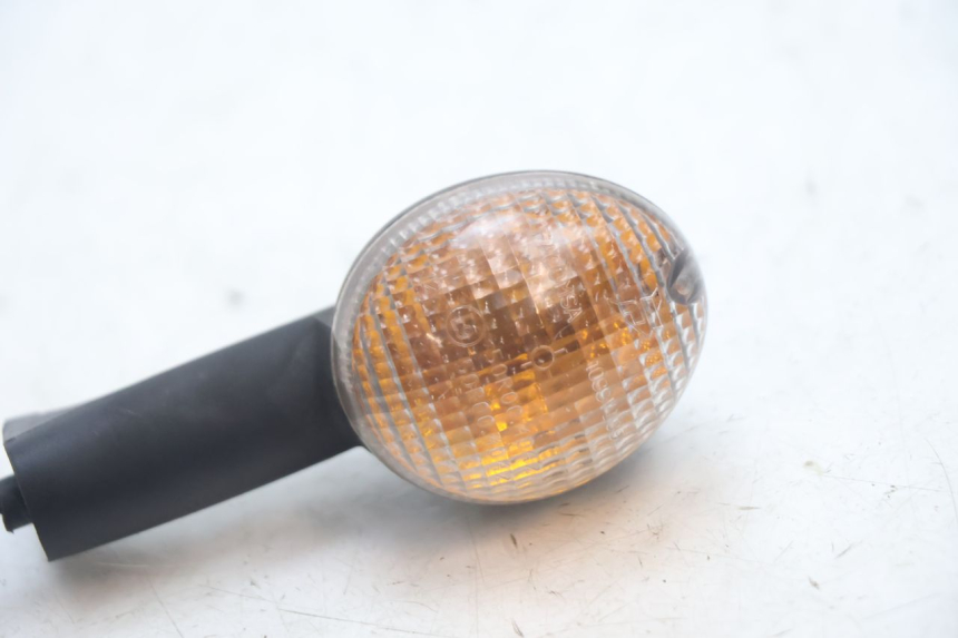 photo de LEFT FRONT TURN SIGNAL PEUGEOT TKR TREKKER FURIOUS 50 (2005 - 2014) - Zoom on usage condition