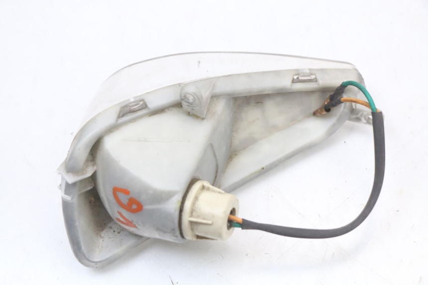 photo de FRONT LEFT TURN SIGNAL  BEELINE VELOCE 4T 50 (2011 - 2020) - Technical close-up