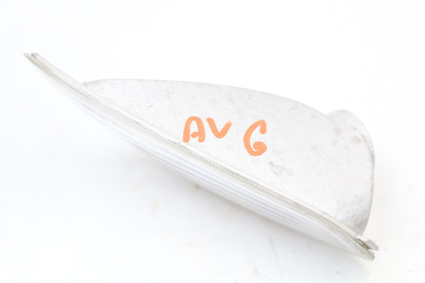 photo de LEFT FRONT TURN SIGNAL PIAGGIO VESPA LX 125 (2005 - 2010) - Zoom on usage condition