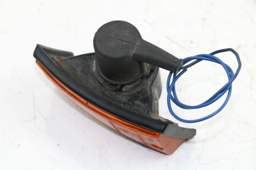 photo de FRONT LEFT TURN SIGNAL  PIAGGIO VESPA PX 125 (1997 - 2007) - Zoom on usage condition