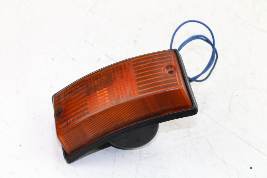 photo de FRONT LEFT TURN SIGNAL  PIAGGIO VESPA PX 125 (1997 - 2007) - Fixing points details