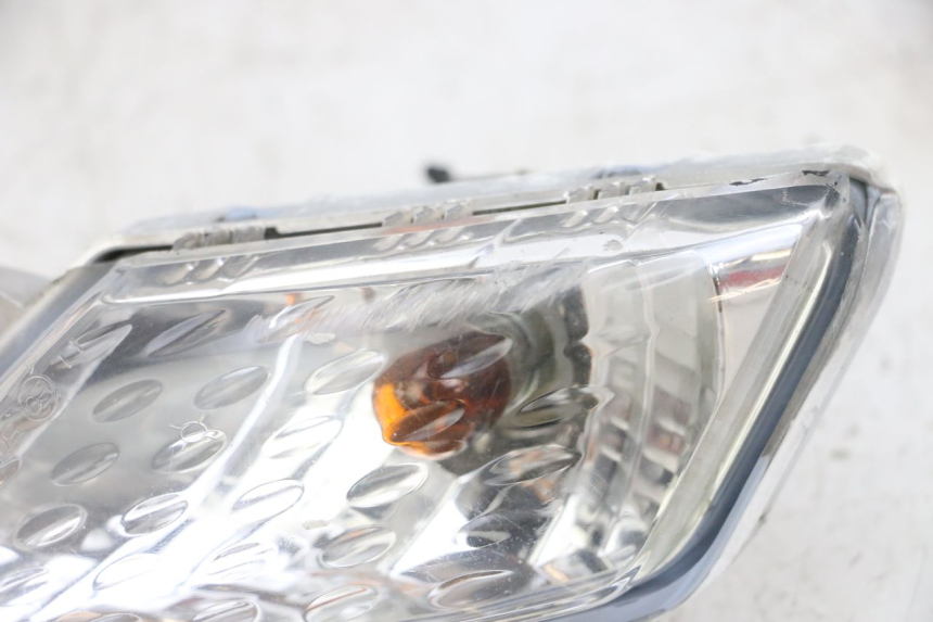 photo de LEFT FRONT TURN SIGNAL YAMAHA XMAX X-MAX 125 (2006 - 2009) - Product overview