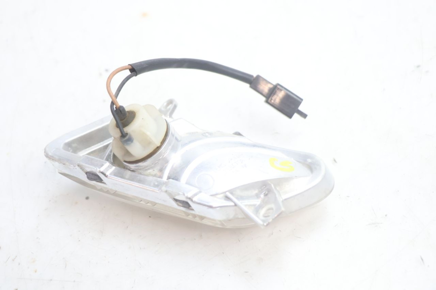 photo de LEFT FRONT TURN SIGNAL YAMAHA XMAX X-MAX 125 (2006 - 2009) - Alternative perspective