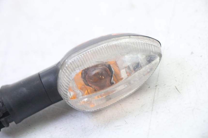 photo de FRONT LEFT TURN SIGNAL YAMAHA XJ6 ABS 600 (2008 - 2016) - Zoom on usage condition