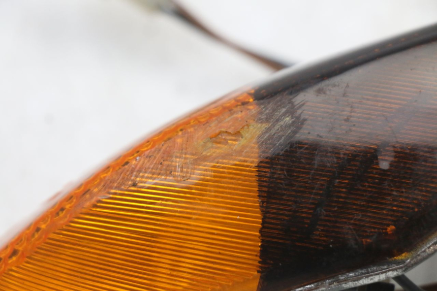photo de FRONT LEFT TURN SIGNAL YAMAHA BW'S NG NEXT GENERATION 50 (1996 - 2003) - Fixing points details