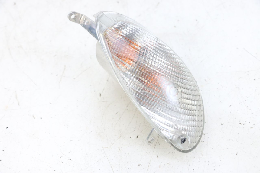 photo de FRONT LEFT TURN SIGNAL YAMAHA YP MAJESTY 125 (2002 - 2006) - Fixing points details