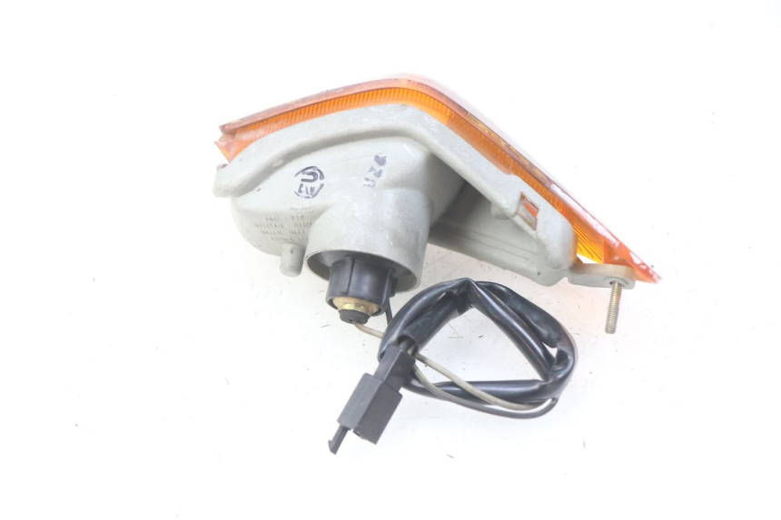 photo de LEFT FRONT TURN SIGNAL KAWASAKI ZZR 600 (1995 - 2004) - Product overview