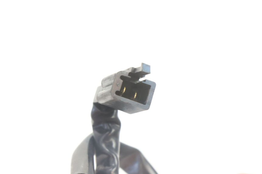 photo de LEFT FRONT TURN SIGNAL KAWASAKI ZZR 600 (1995 - 2004) - Fixing points details