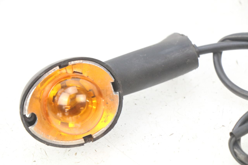 photo de FRONT TURN SIGNAL PEUGEOT LUDIX 50 (2008 - 2017) - Product overview