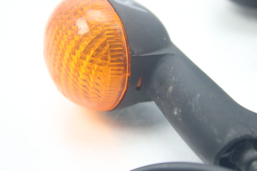 photo de FRONT TURN SIGNAL PEUGEOT LUDIX SNAKE 2T 50 (2004 - 2014) - Alternative perspective