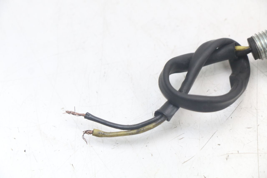 photo de FRONT TURN SIGNAL HONDA NTV DEAUVILLE 650 (1998 - 2001) - Technical close-up