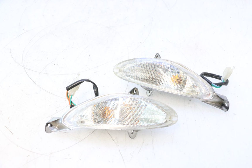 photo de FRONT TURN SIGNAL TNT MOTOR ROMA 10' 2T 50 (2011 - 2018) - Component detail