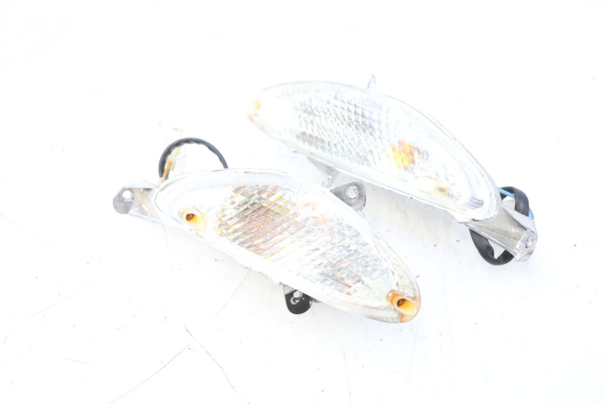 photo de FRONT TURN SIGNAL TNT MOTOR ROMA 10' 2T 50 (2011 - 2018) - Technical close-up