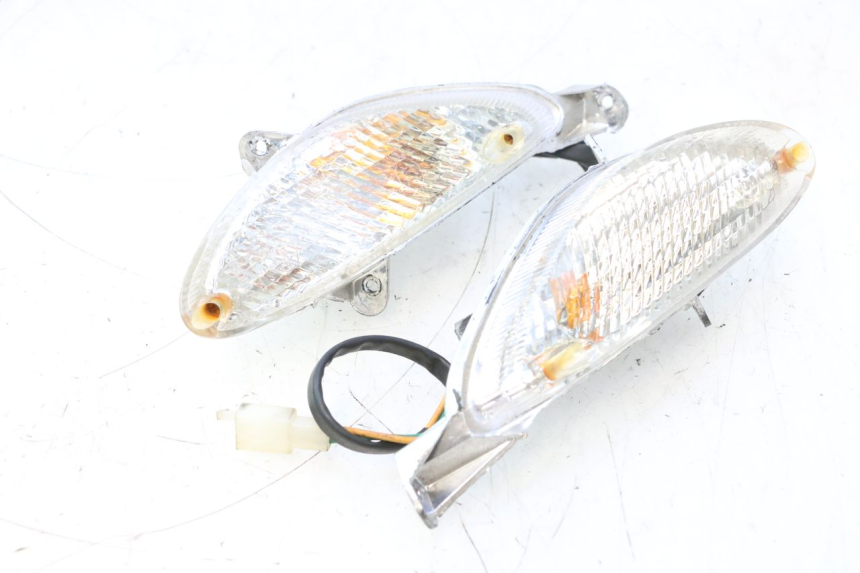 photo de FRONT TURN SIGNAL TNT MOTOR ROMA 10' 2T 50 (2011 - 2018) - Product overview
