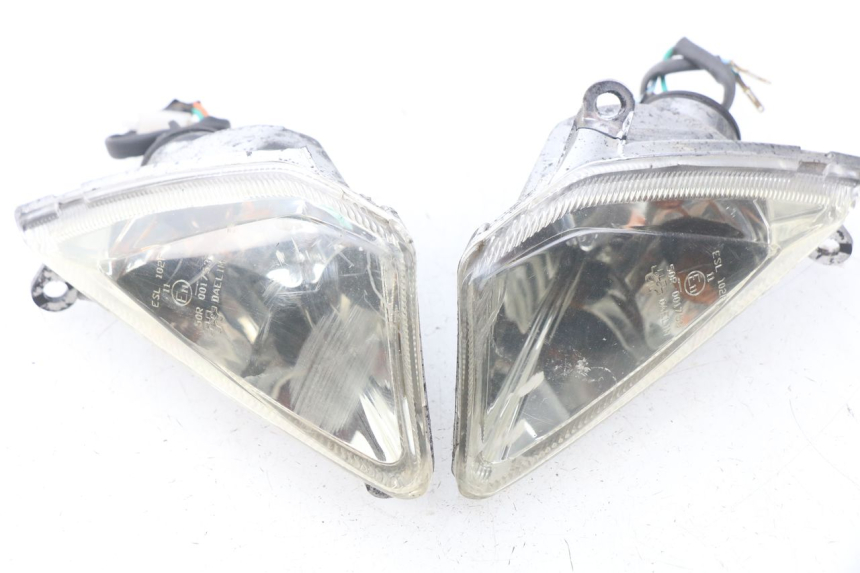 photo de FRONT TURN SIGNAL DAELIM S4 50 (2010 - 2015) - Checked used part