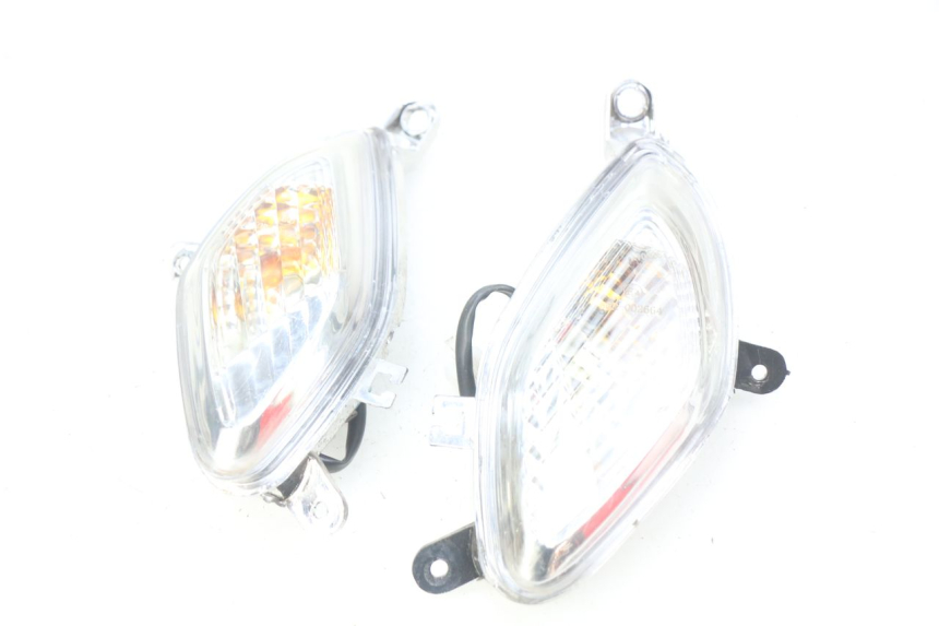 photo de FRONT TURN SIGNAL JM MOTORS SANTANA 50 (2014 - 2023) - Main view