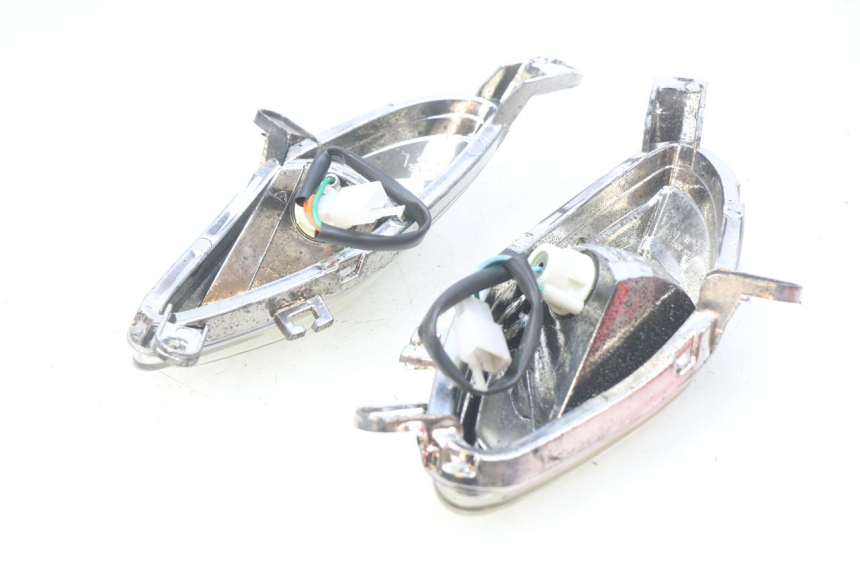 photo de FRONT TURN SIGNAL JM MOTORS SANTANA 50 (2014 - 2023) - Component detail