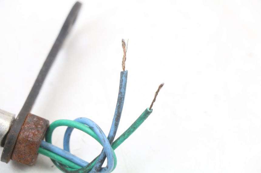 photo de FRONT TURN SIGNAL HARLEY DAVIDSON SPORTSTER XL CUSTOM 1200 (2003 - 2004) - Fixing points details