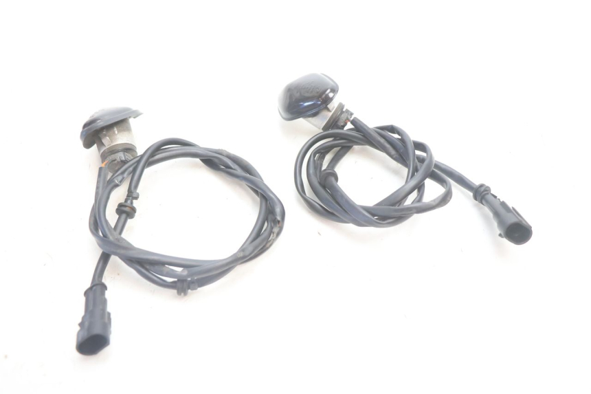 photo de FRONT TURN SIGNAL CAN-AM SPYDER RS 1000 (2008 - 2012) - Surface and material condition