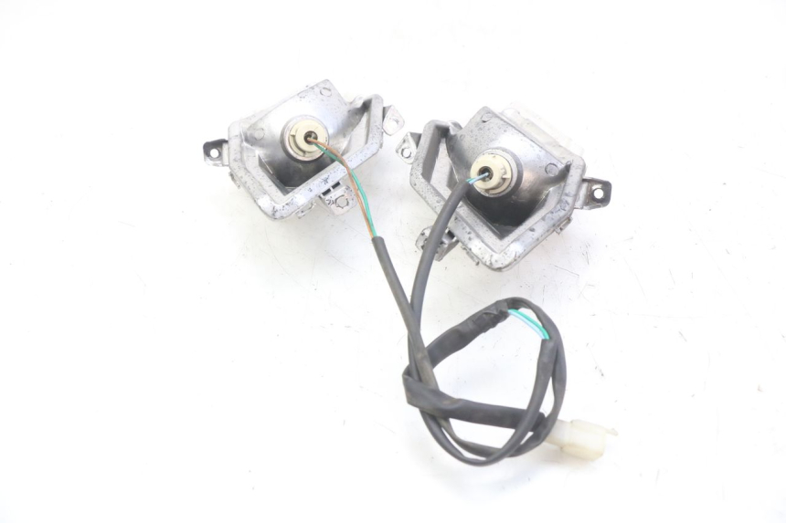photo de FRONT TURN SIGNAL RAZZO STEED 125 (2012 - 2018) - Zoom on usage condition