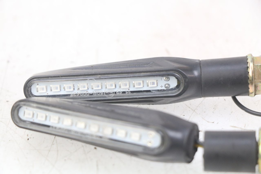 photo de FRONT TURN SIGNAL KEEWAY TX 50 (2008 - 2015) - Markings and original references