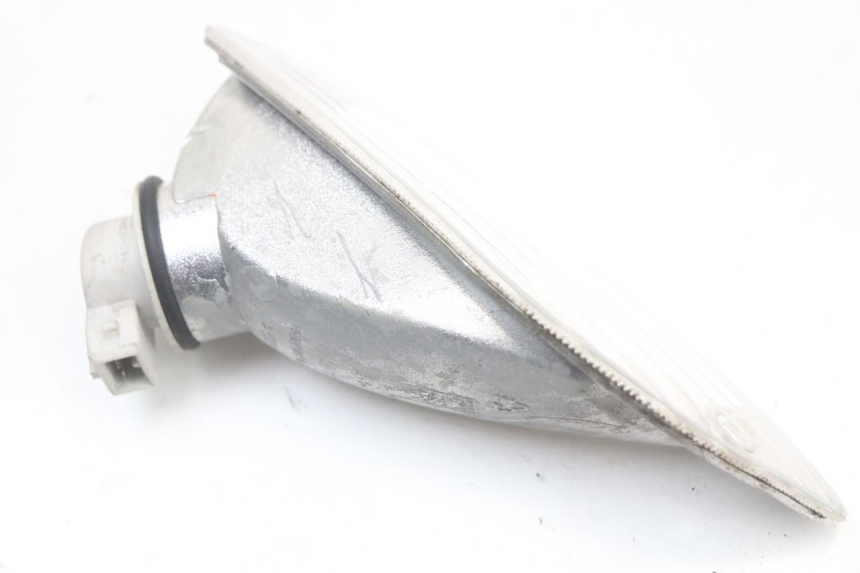 photo de FRONT TURN SIGNAL PIAGGIO VESPA LX 2T 50 (2005 - 2013) - Zoom on usage condition