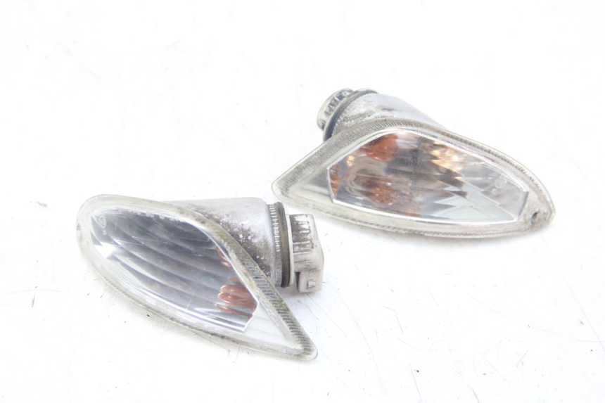 photo de FRONT TURN SIGNAL PIAGGIO VESPA S 2T 50 (2007 - 2014) - Main view