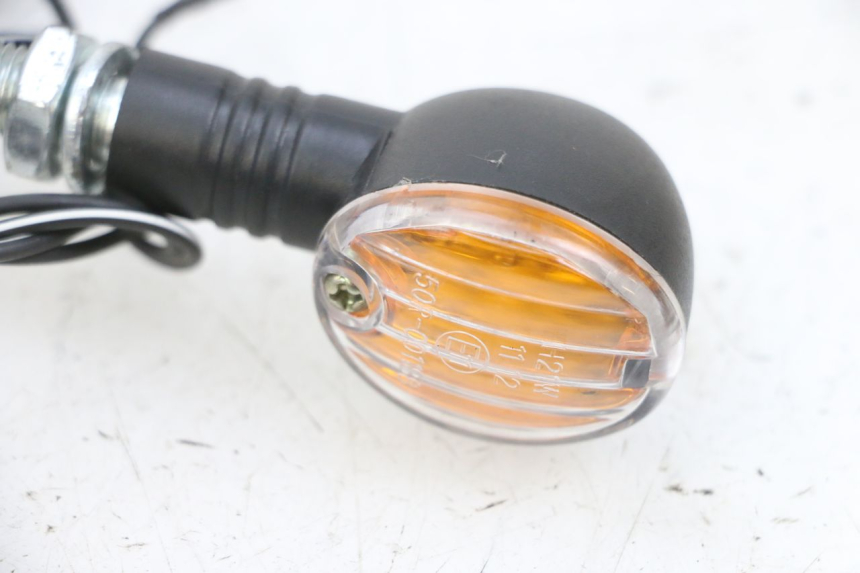 photo de FRONT TURN SIGNAL DAELIM VJ ROADWIN FI 125 (2008 - 2017) - Fixing points details