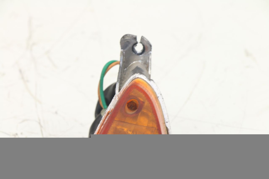 photo de FRONT TURN SIGNAL ROADSIGN WALLABY 50 (2009 - 2014) - Checked used part