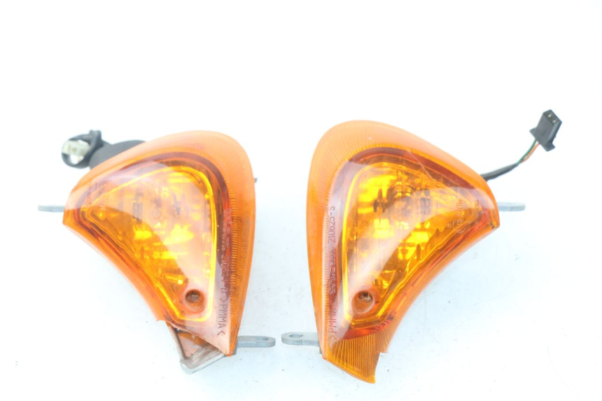 photo de FRONT TURN SIGNAL HONDA XLV VARADERO 125 (2000 - 2006) - Main view