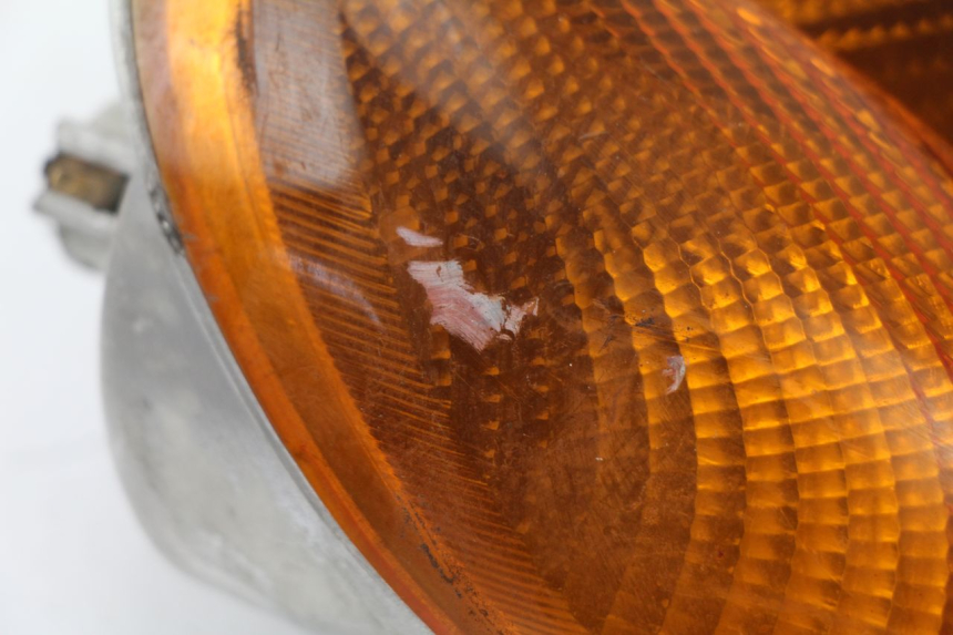 photo de FRONT TURN SIGNAL YAMAHA YP MAJESTY 125 (1998 - 2001) - Component detail