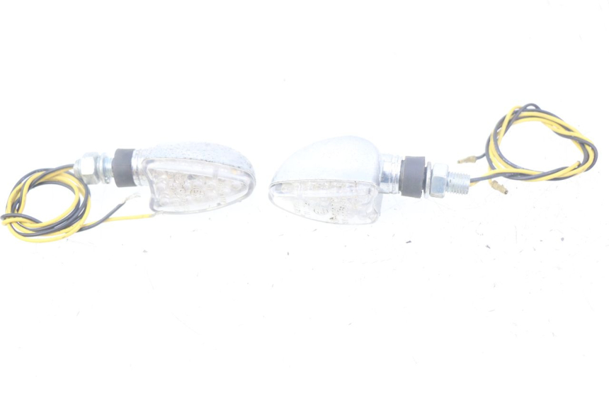 photo de FRONT TURN SIGNAL KAWASAKI ZEPHYR 1100 ( - 1995) - Markings and original references