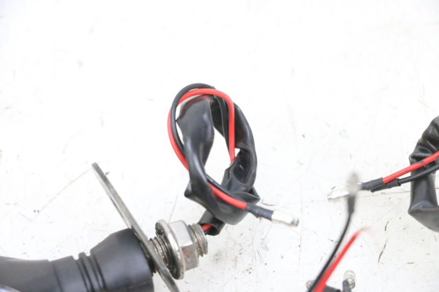 photo de FRONT TURN SIGNAL KAWASAKI ZR 7 750 (1999 - 2004) - Markings and original references