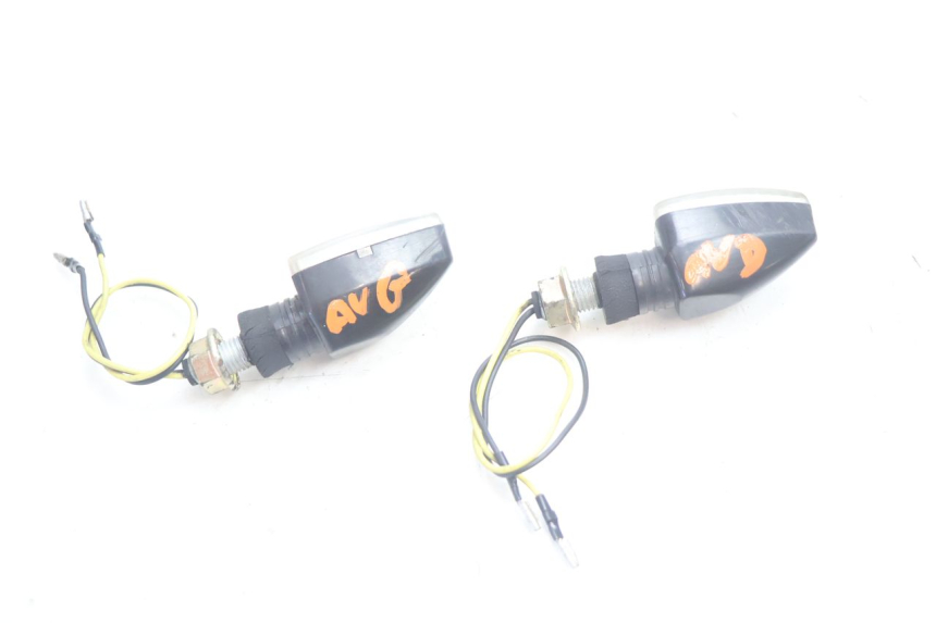 photo de FRONT TURN SIGNAL KAWASAKI ZX-6R ZX6R 600 (1995 - 1997) - Product overview
