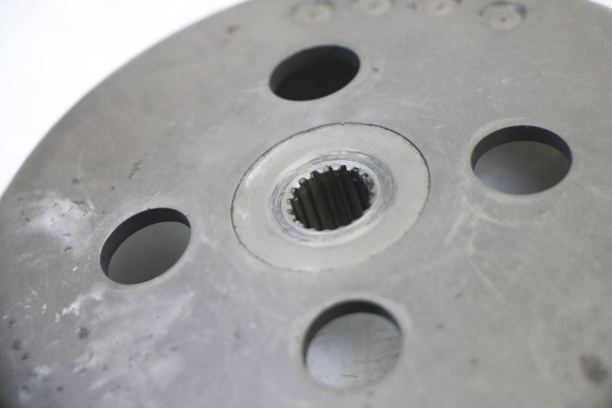 photo de CLUTCH BELL SUZUKI BURGMAN 125 (2007 - 2014) - Component detail