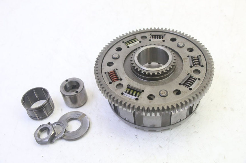 photo de CLUTCH BELL YAMAHA FZ6 N FAZER 600 (2004 - 2006) - Technical close-up