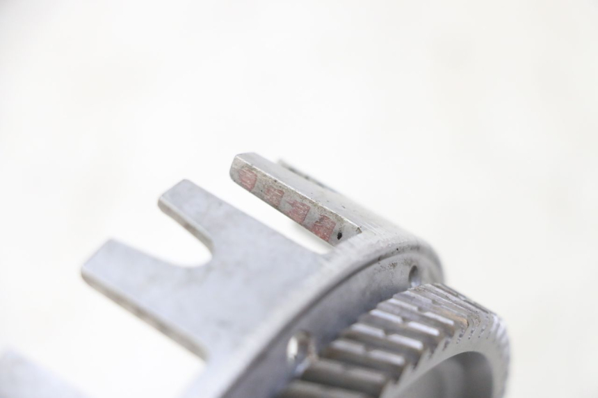 photo de CLUTCH BELL YAMAHA TZR 50 (2008 - 2016) - Alternative perspective