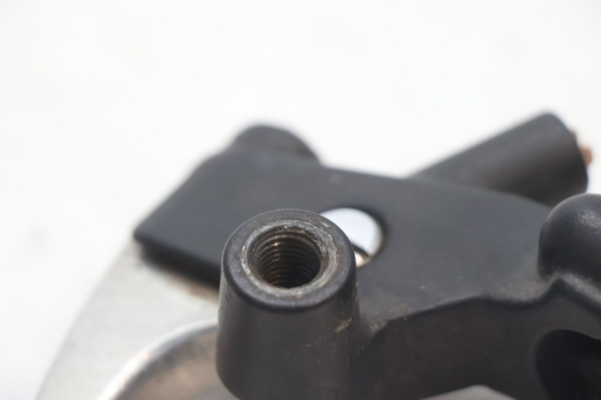 photo de CLUTCH LEVER MOUNT HONDA CB F HORNET 600 (2005 - 2006) - Technical close-up