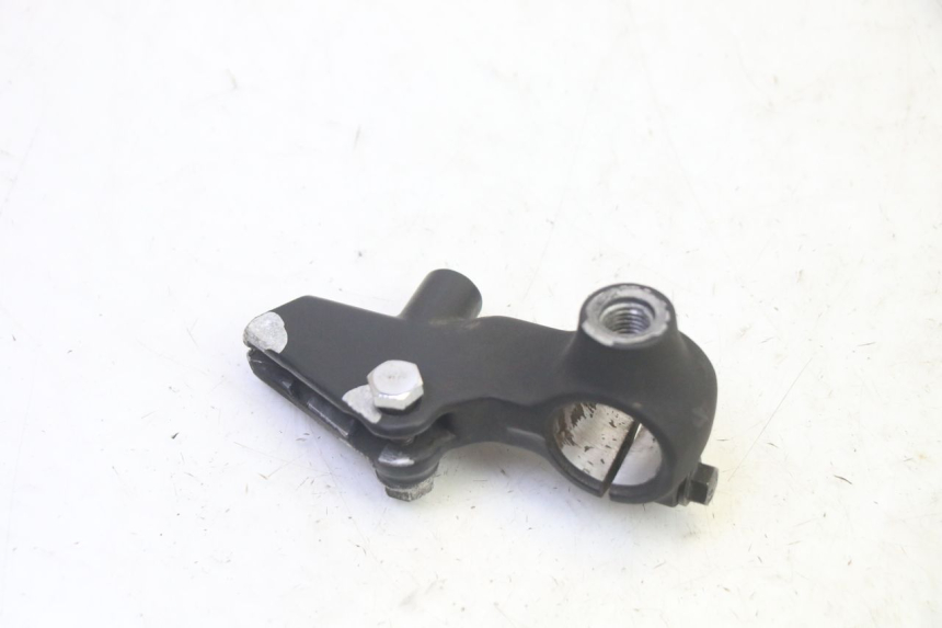 photo de CLUTCH LEVER MOUNT HONDA CBF 125 (2009 - 2015) - Main view