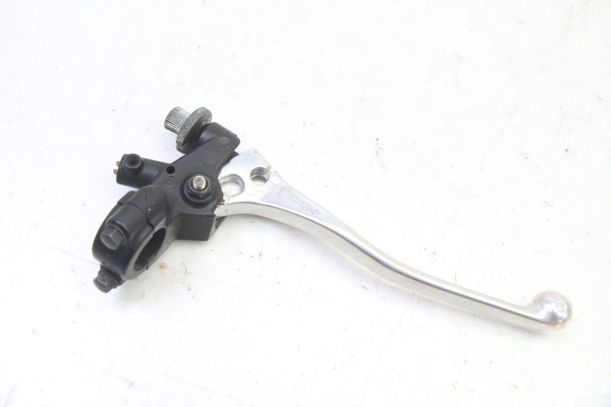 photo de CLUTCH LEVER MOUNT HONDA CBR RR FIREBLADE 900 (1992 - 1994) - Zoom on usage condition