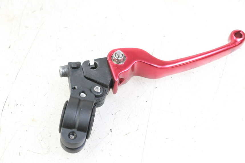 photo de CLUTCH LEVER MOUNT DERBI SENDA SM DRD X-TREME 50 (2011 - 2017) - Component detail