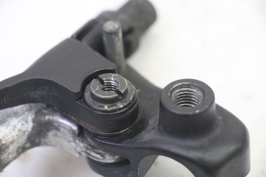 photo de CLUTCH LEVER MOUNT APRILIA ETX 125 (1998 - 2002) - Technical close-up