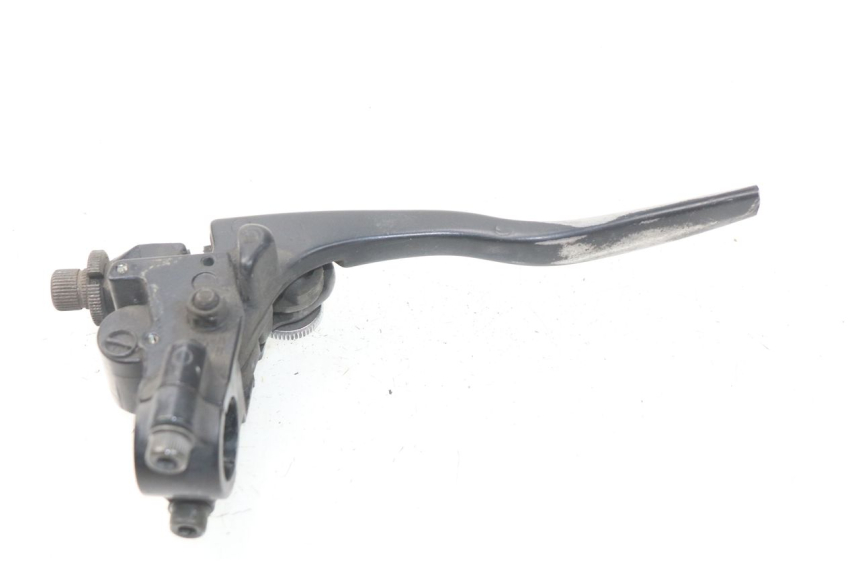 photo de CLUTCH LEVER MOUNT KAWASAKI GPZ S 500 (1994 - 2005) - Zoom on usage condition