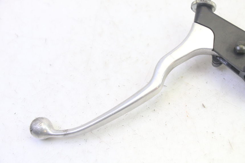 photo de CLUTCH LEVER MOUNT SUZUKI GSF N BANDIT 600 (1996 - 1999) - Component detail