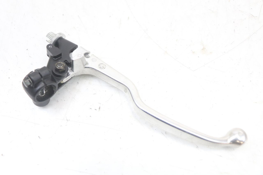 photo de CLUTCH LEVER MOUNT MASAI SCRAMBLER SPORT 125 (2021 - 2025) - Fixing points details