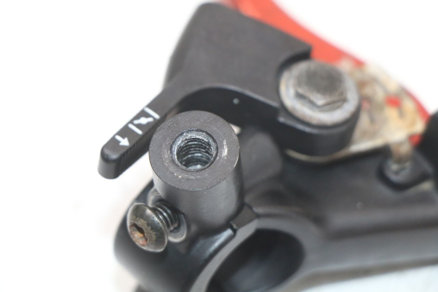 photo de CLUTCH LEVER MOUNT RIEJU MRT 50 (2018 - 2021) - Technical close-up